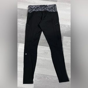 Lululemon Fresh Tracks Tight - Size 8